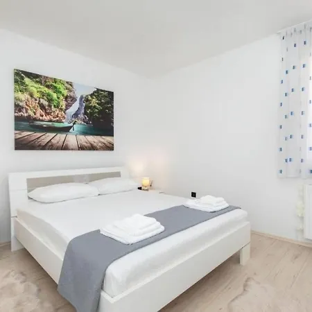 Family Apartment Natali Punat W Grill And Parking Lot Punat
