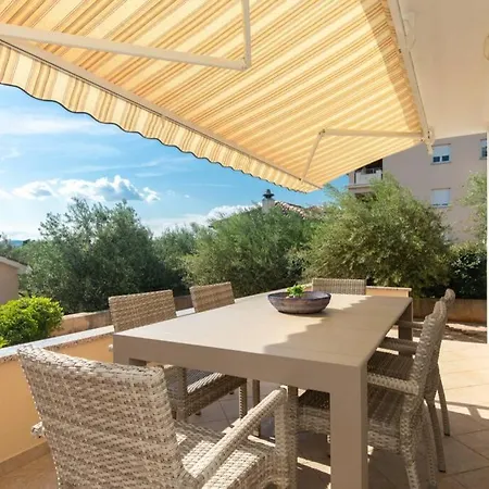 Apartment Natali Punat- Free Parking On Premises *