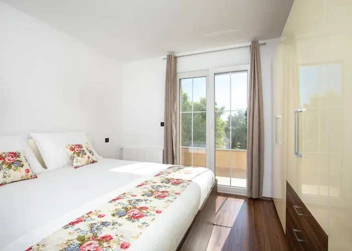 Natali Punat- Free Parking On Premises Apartamento *